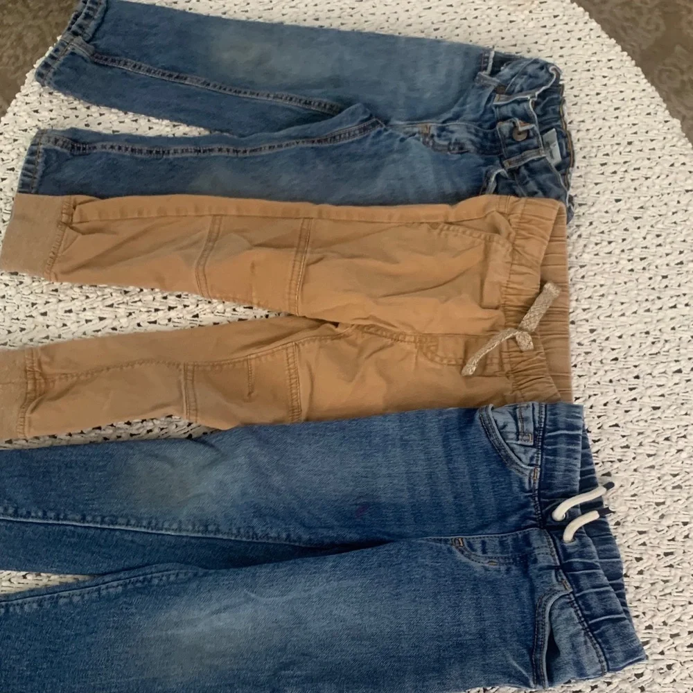 3 - pack of different colored. Size 3T
